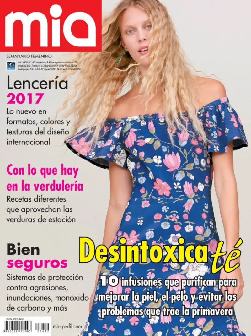  featured on the Mia Argentina cover from September 2016