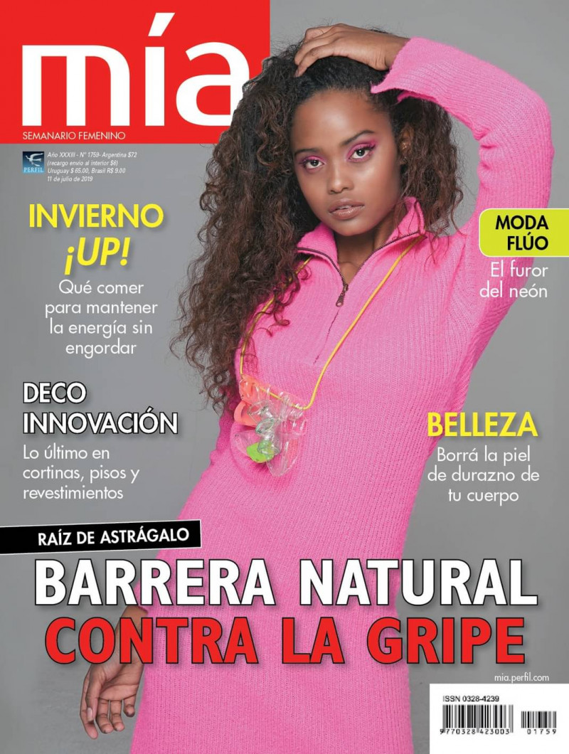  featured on the Mia Argentina cover from July 2019