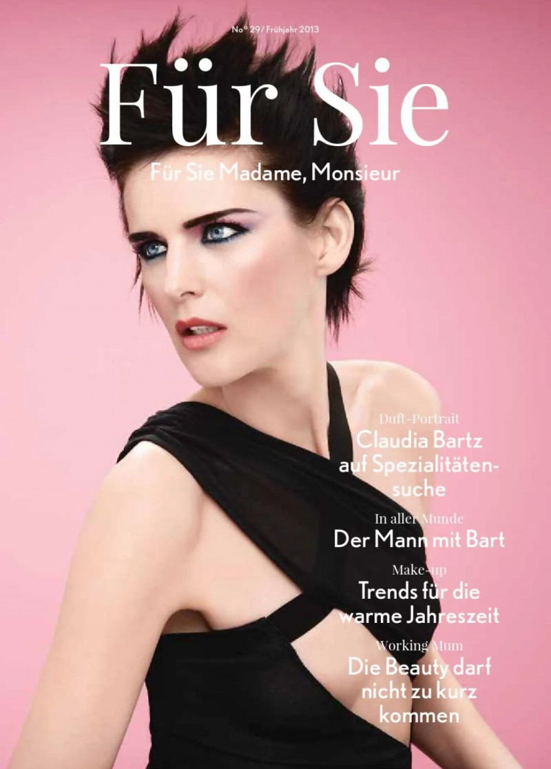 Stella Tennant featured on the Für Sie Madame, Monsieur cover from March 2013