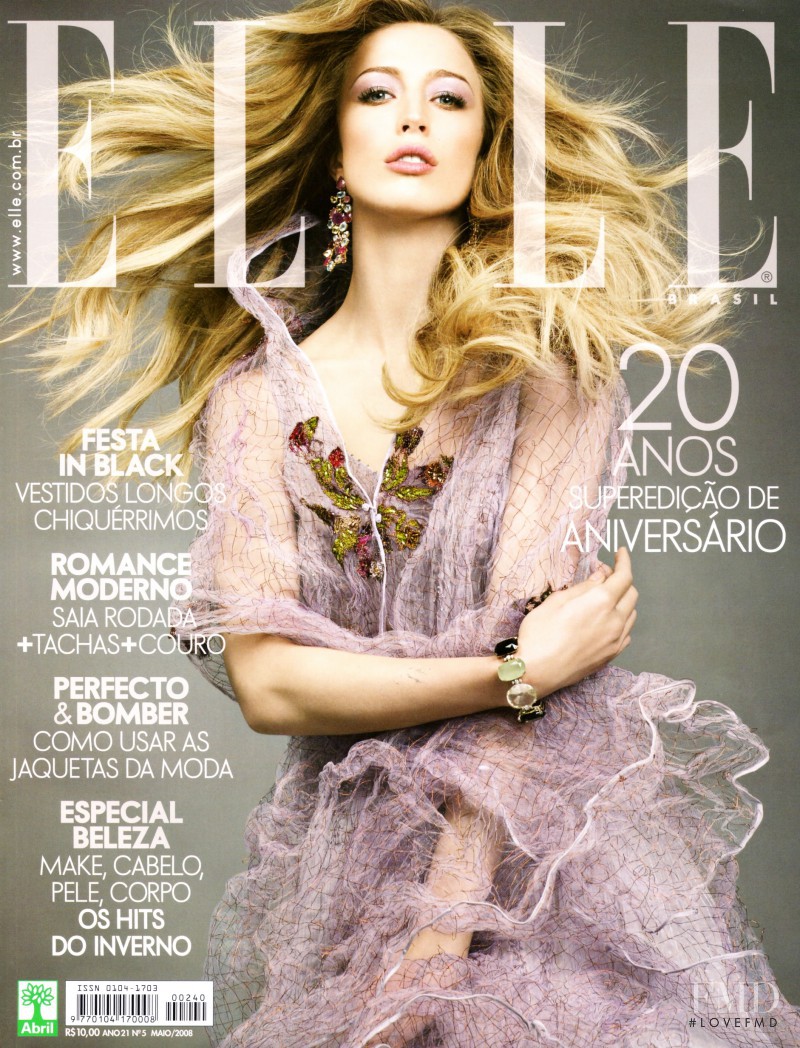 Raquel Zimmermann featured on the Elle Brazil cover from May 2008