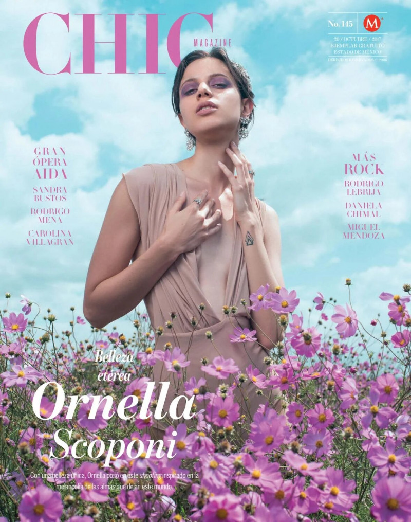 Ornella Scoponi featured on the CHIC Magazine Mexico cover from October 2017