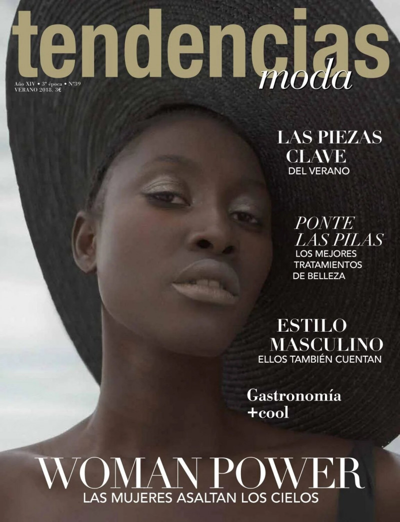  featured on the Tendencias Moda cover from June 2018