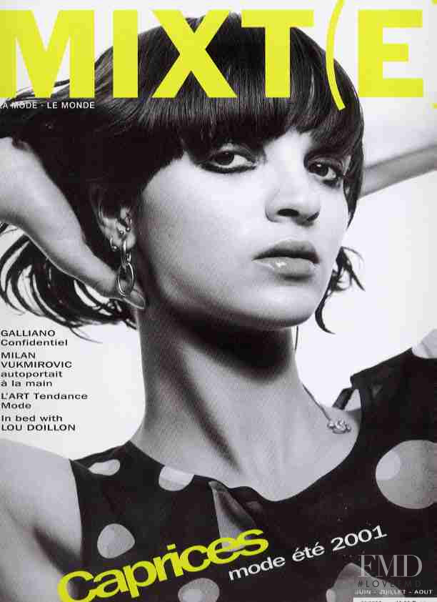 Mariacarla Boscono featured on the Mixte cover from October 2006