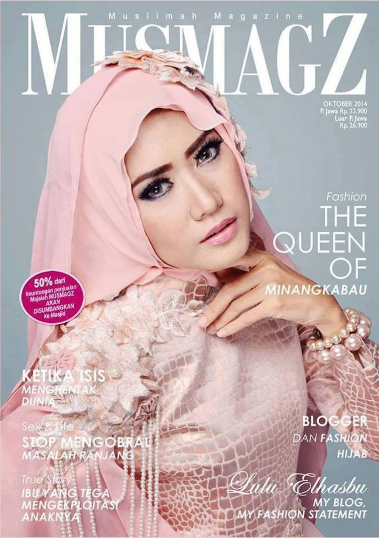  featured on the Musmagz - Muslimah Magazine cover from October 2014