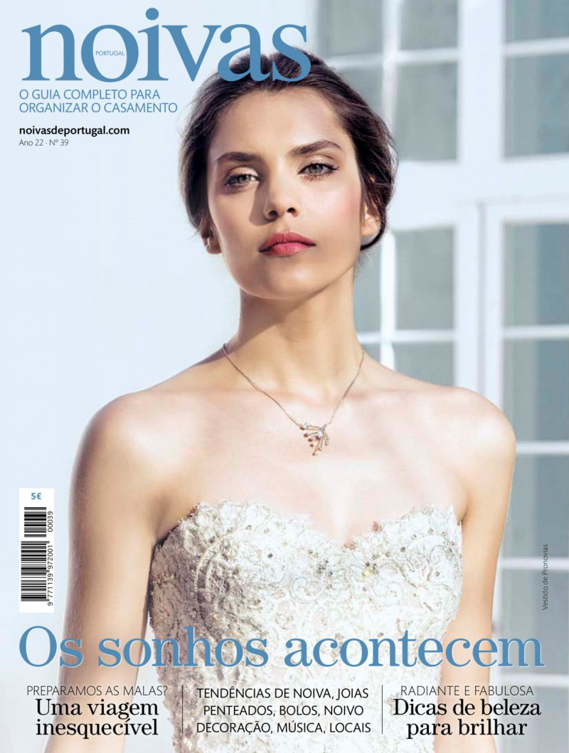  featured on the Noivas de Portugal cover from January 2017