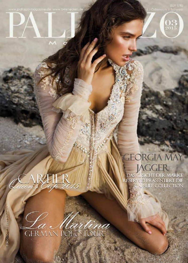 Olga Yalanska featured on the Pallazzo cover from August 2015