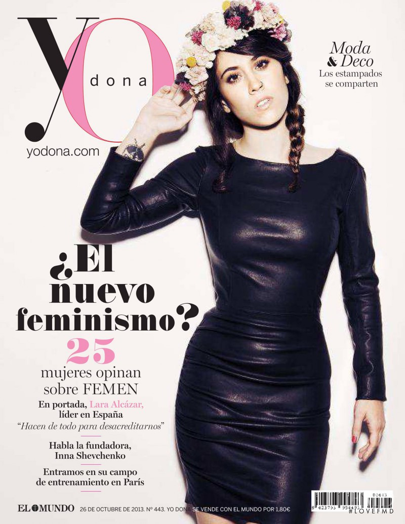 Lara Alcázar featured on the Yo Dona cover from October 2013