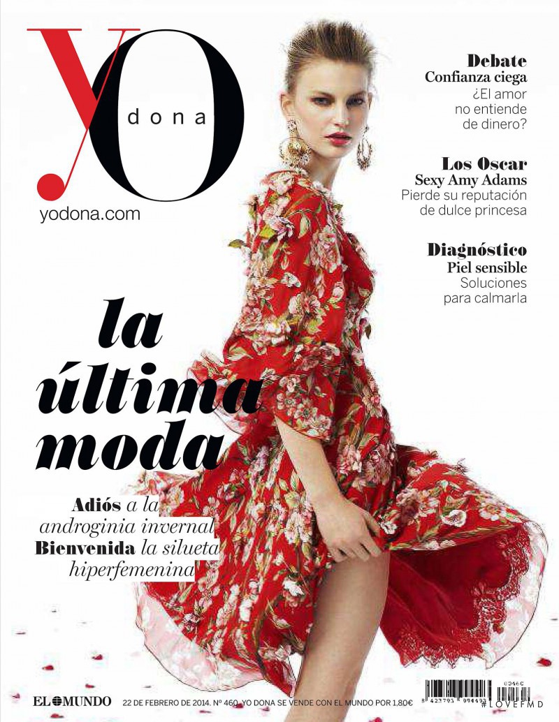 Joanna Koltuniak featured on the Yo Dona cover from February 2014