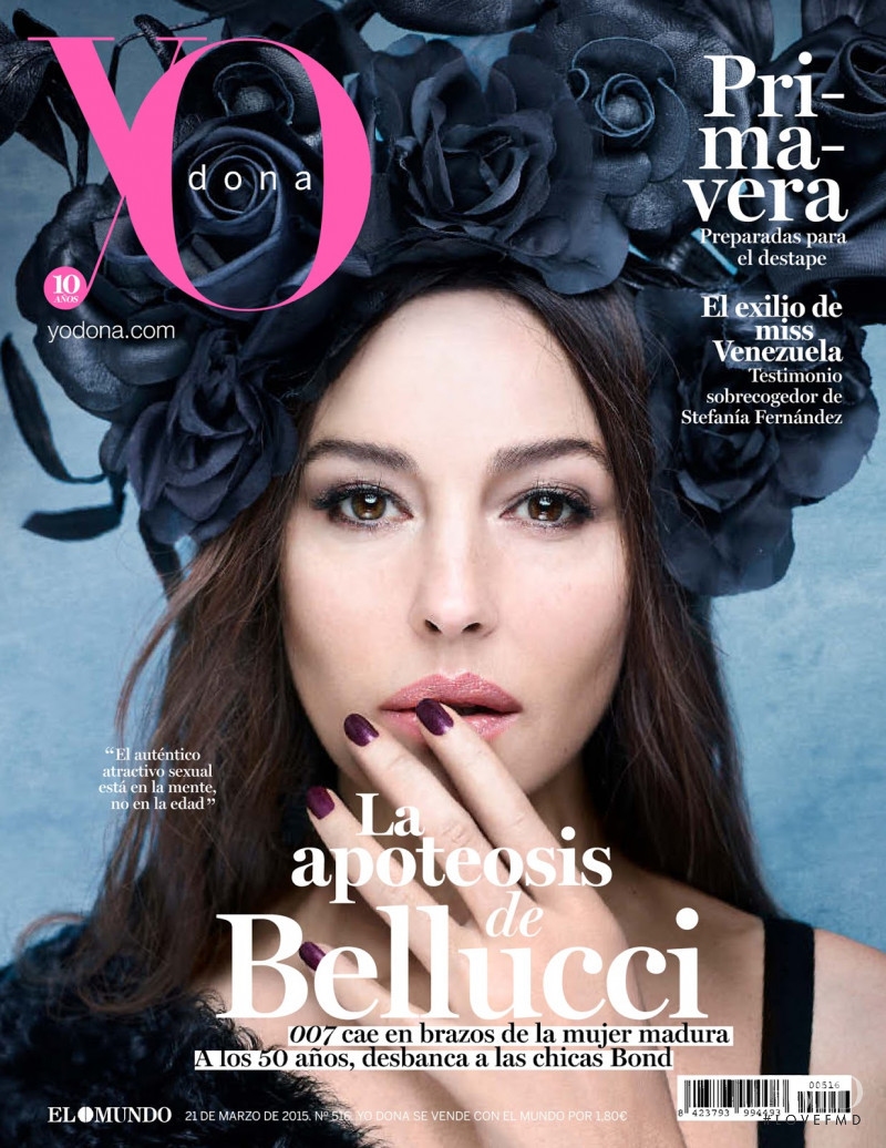 Monica Bellucci featured on the Yo Dona cover from March 2015
