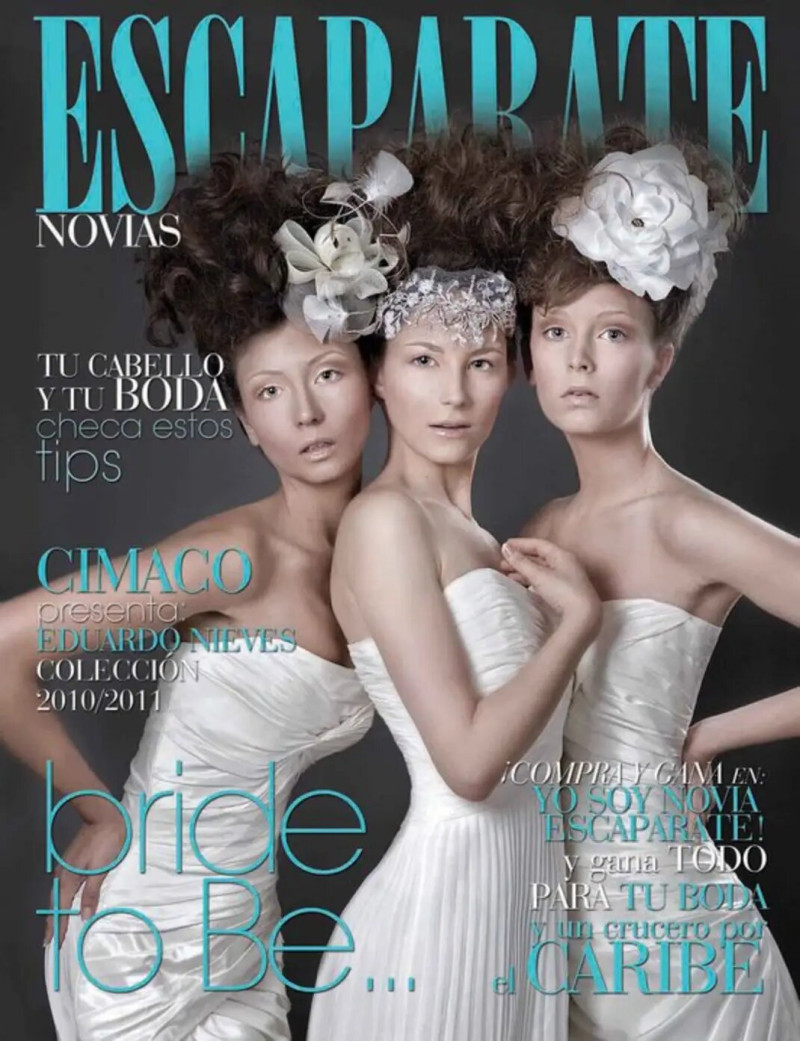 Zaira Olmos, Maria Fernanda Torres, Ambar Lozano featured on the Escaparate Novias Mexico cover from July 2010