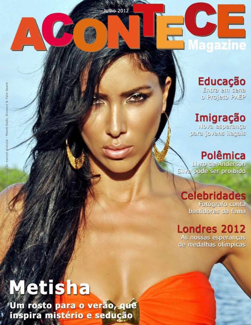 Metisha Larroca featured on the ACONTECE Brazilian Magazine cover from July 2012