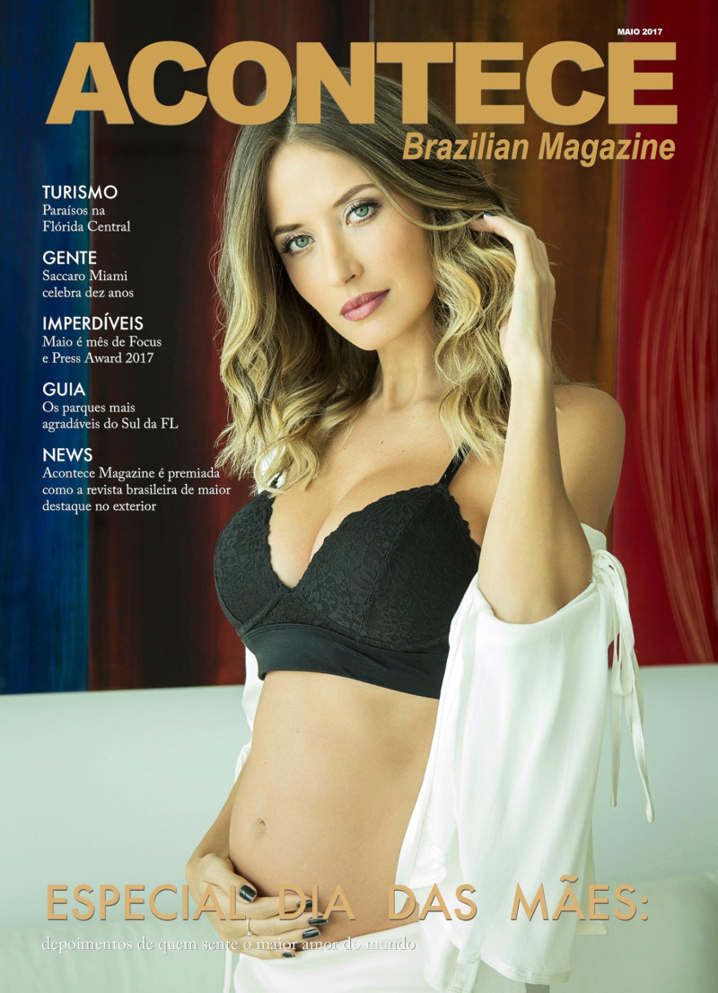 Pamela Lenine featured on the ACONTECE Brazilian Magazine cover from May 2017