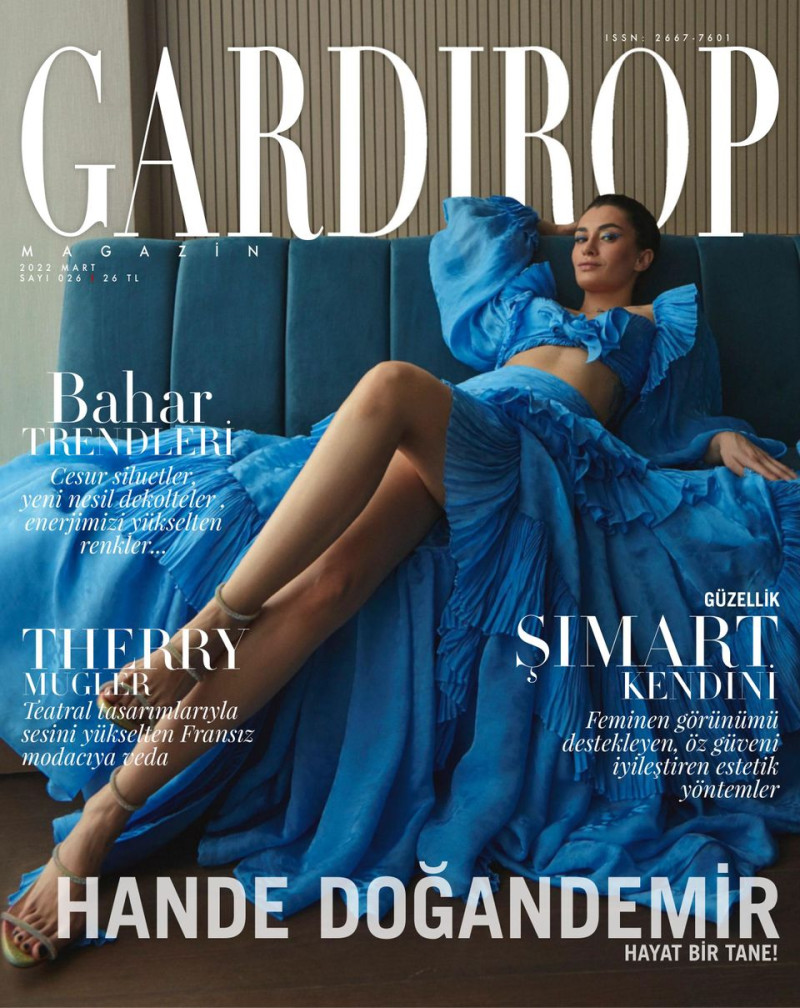  featured on the Gardirop Magazin cover from March 2022