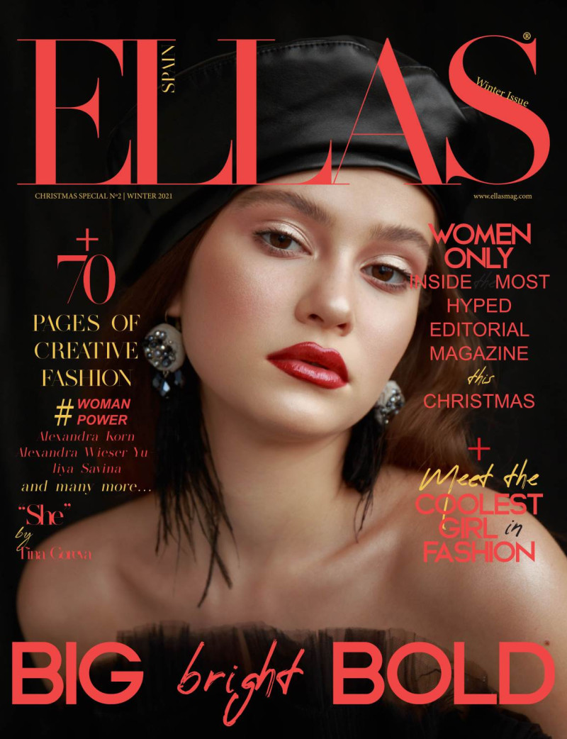  featured on the Ellas Spain cover from December 2021