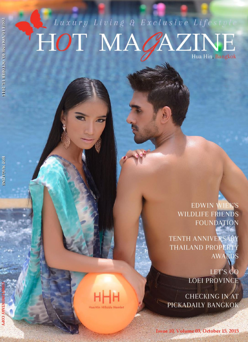  featured on the Hot Magazine cover from October 2015