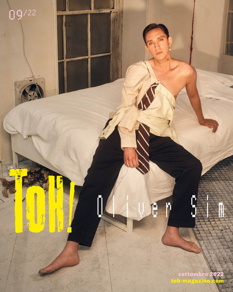 Oliver Sim featured on the TOH! Magazine cover from September 2022