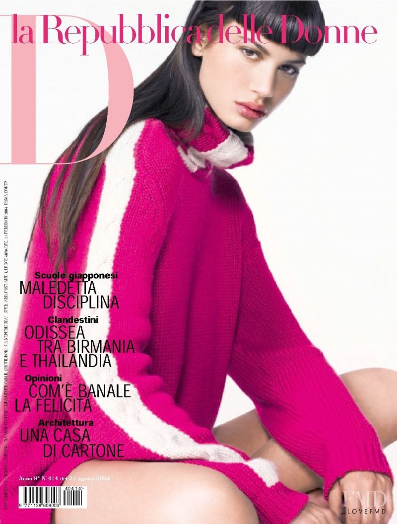  featured on the La Repubblica delle Donne cover from August 2004