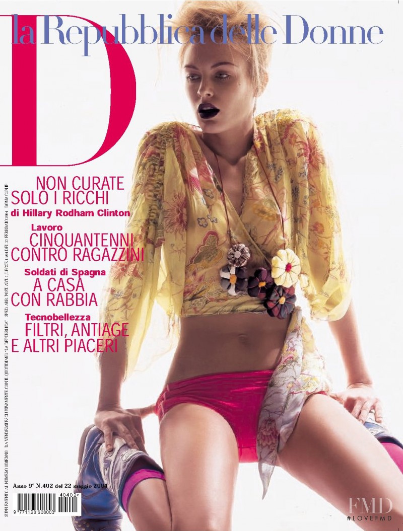  featured on the La Repubblica delle Donne cover from May 2004