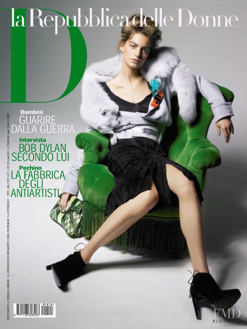  featured on the La Repubblica delle Donne cover from October 2004