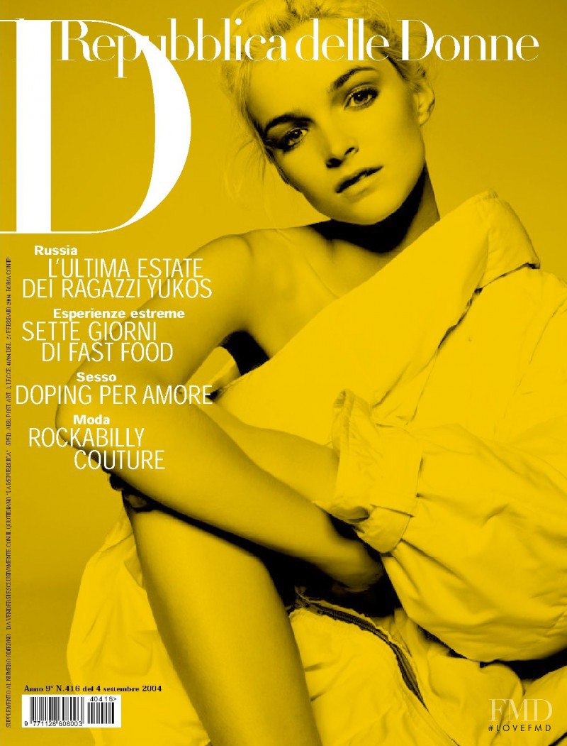  featured on the La Repubblica delle Donne cover from September 2004