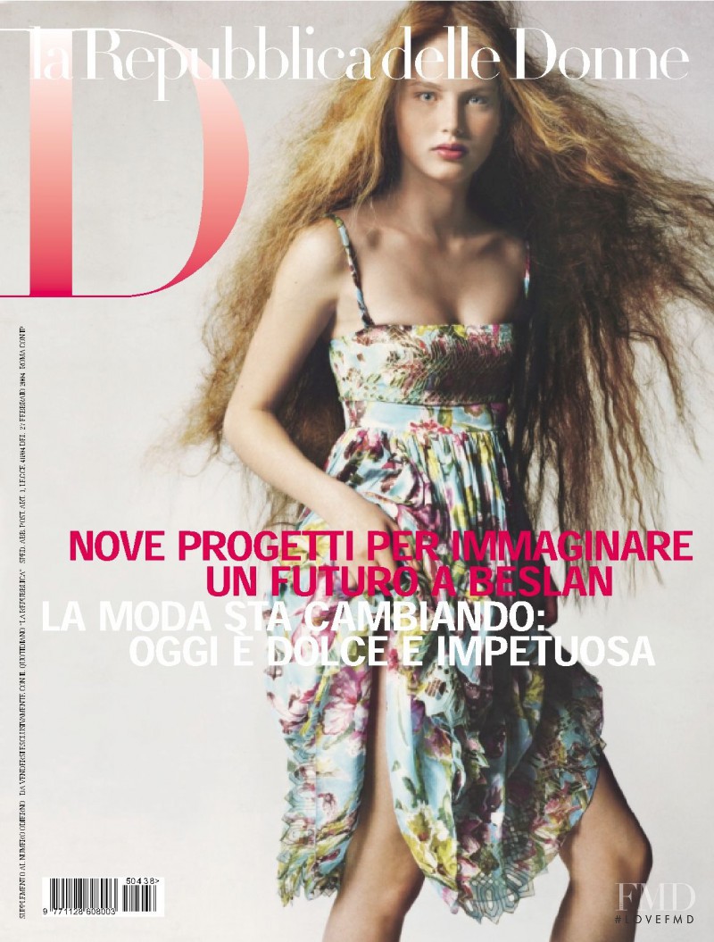  featured on the La Repubblica delle Donne cover from February 2005