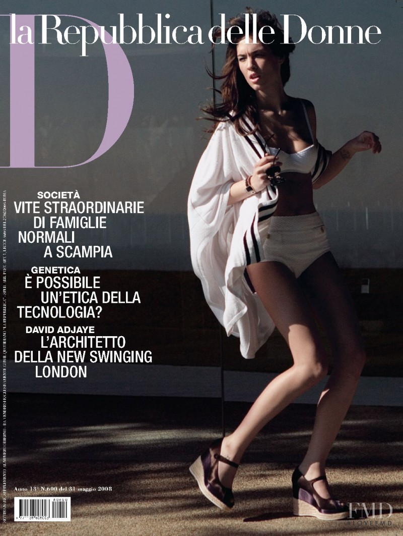  featured on the La Repubblica delle Donne cover from May 2008