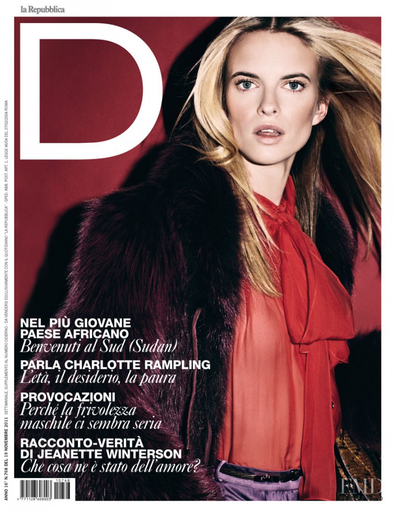 Sophie Holmes featured on the La Repubblica delle Donne cover from November 2011