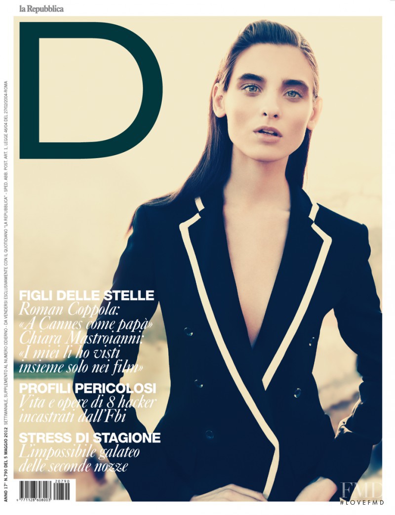 Carolina Thaler featured on the La Repubblica delle Donne cover from May 2012