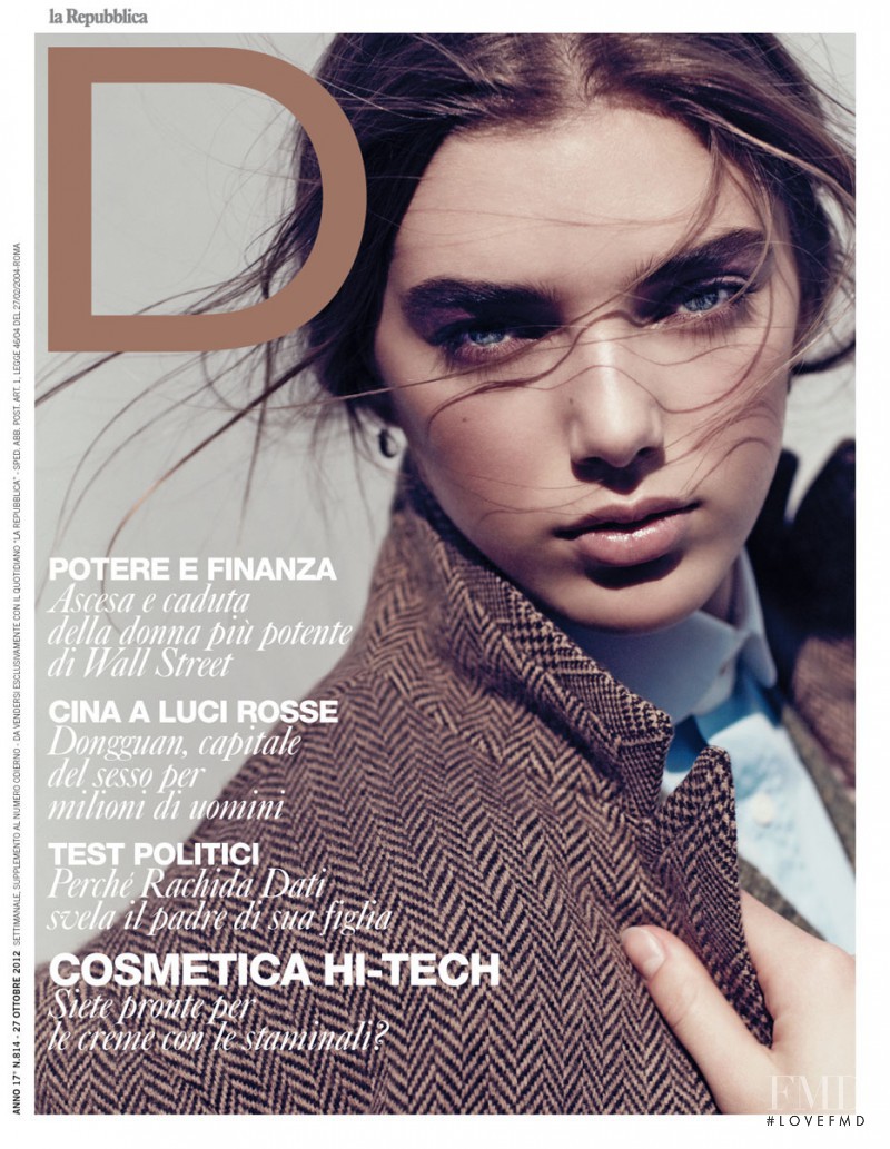 Lynn Amelie Rage featured on the La Repubblica delle Donne cover from October 2012