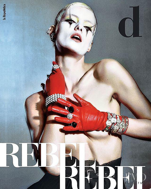  featured on the La Repubblica delle Donne cover from April 2022