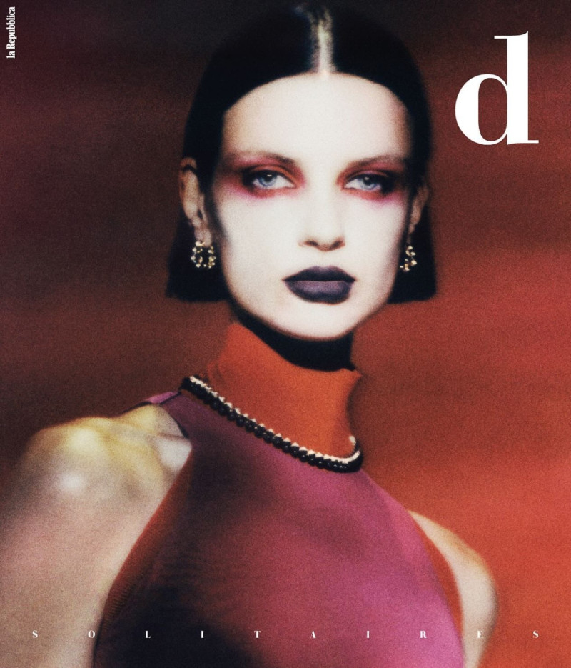 Mila van Eeten featured on the La Repubblica delle Donne cover from December 2023