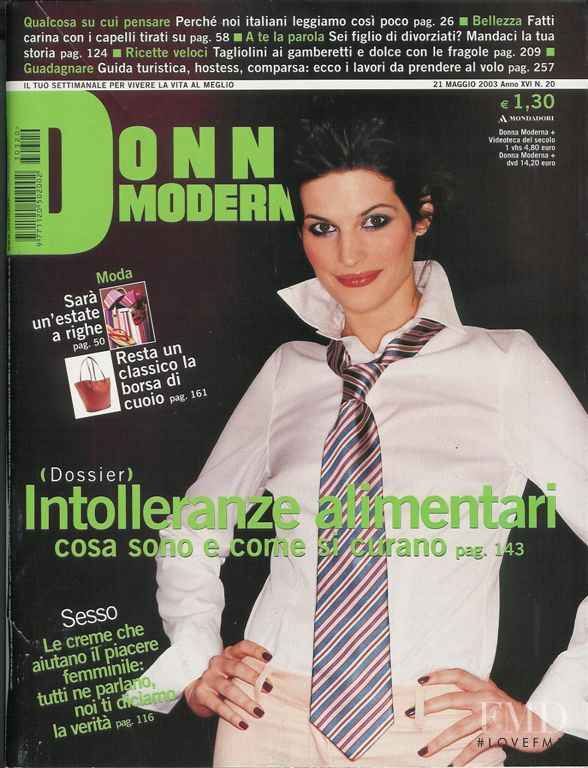  featured on the DONNA MODERNA cover from May 2003