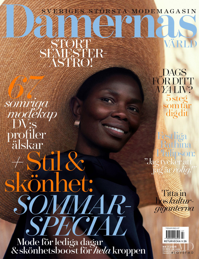 Caroline Bwomono featured on the Damernas Värld cover from May 2020