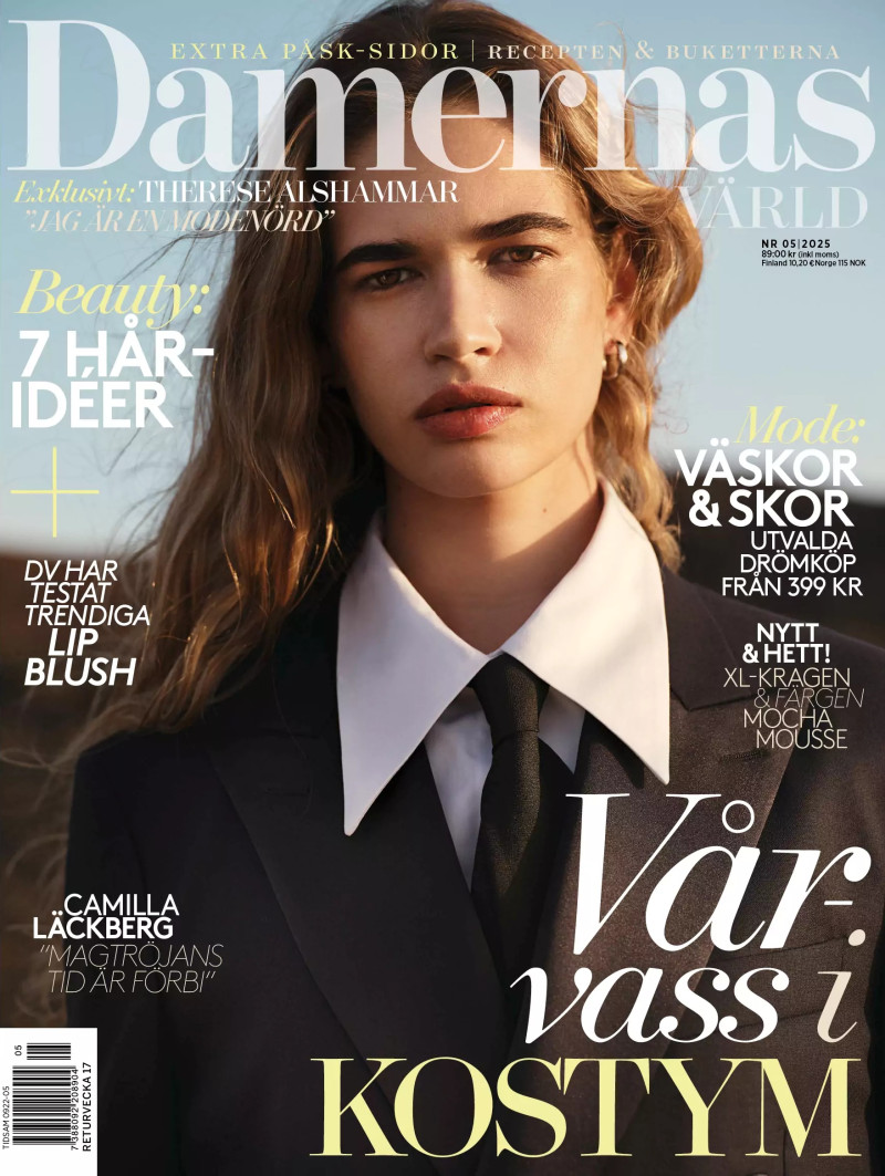 Natalia Gil de Biedma featured on the Damernas Värld cover from March 2025