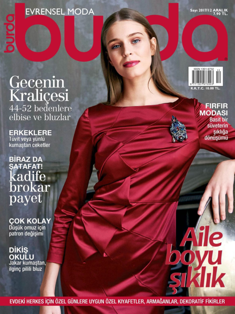  featured on the Burda Turkey cover from December 2017