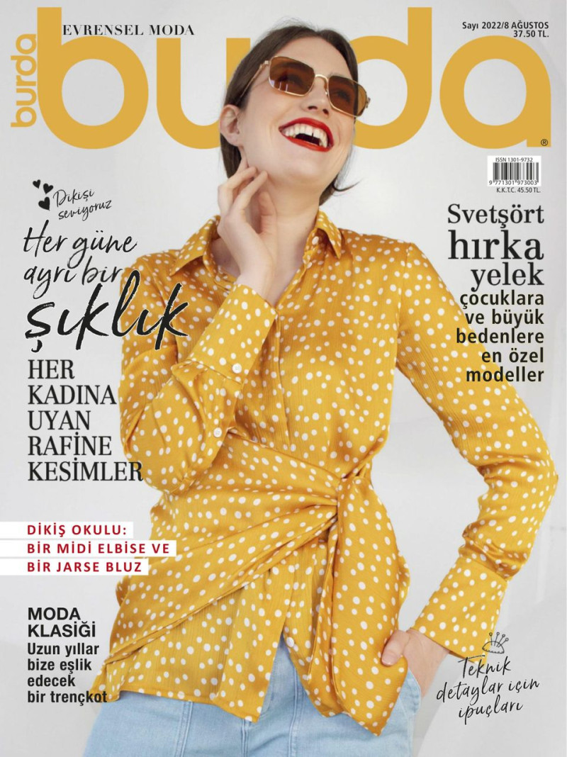  featured on the Burda Turkey cover from August 2022