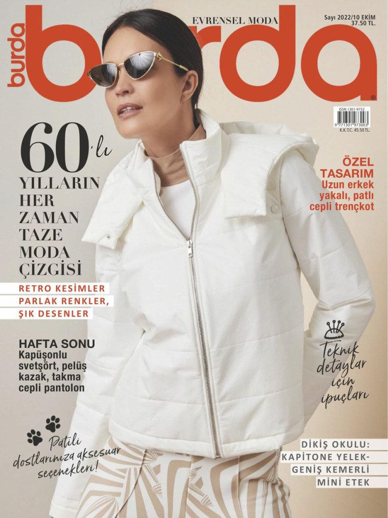  featured on the Burda Turkey cover from October 2022