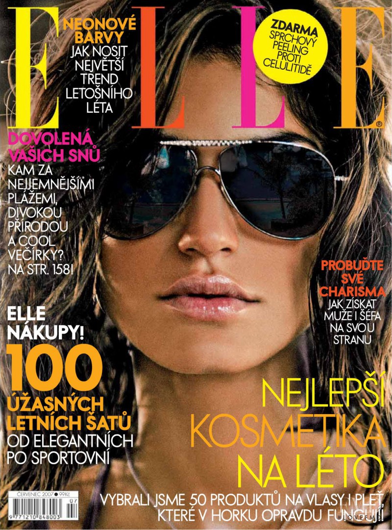 Juliana Martins featured on the Elle Czech cover from July 2007