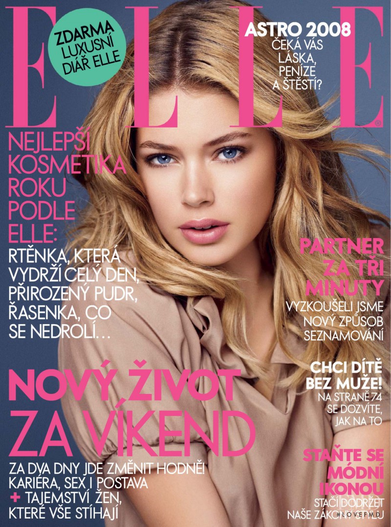Doutzen Kroes featured on the Elle Czech cover from January 2008