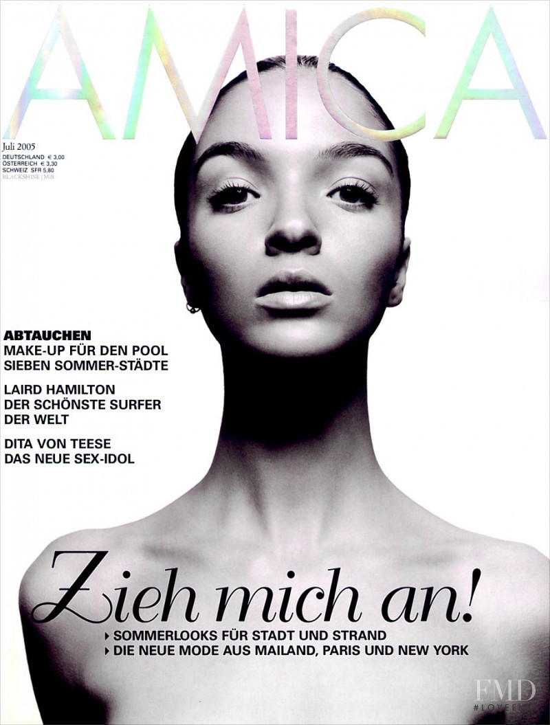Mariacarla Boscono featured on the AMICA Germany cover from July 2005