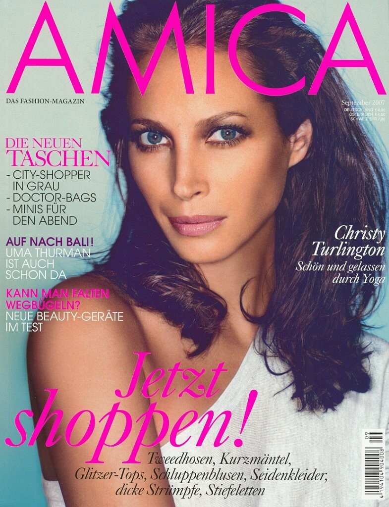 Christy Turlington featured on the AMICA Germany cover from September 2007