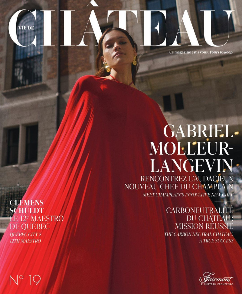 Hanna Juzon featured on the Vie de Chateau cover from July 2023