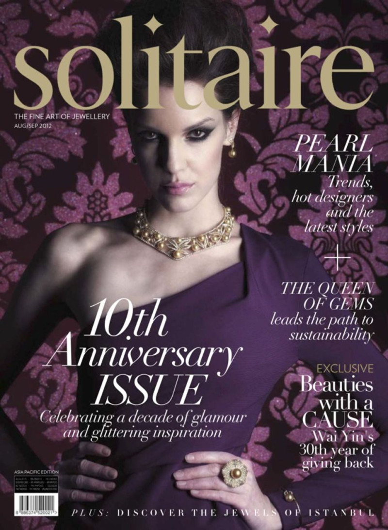  featured on the Solitaire Hong Kong cover from August 2012