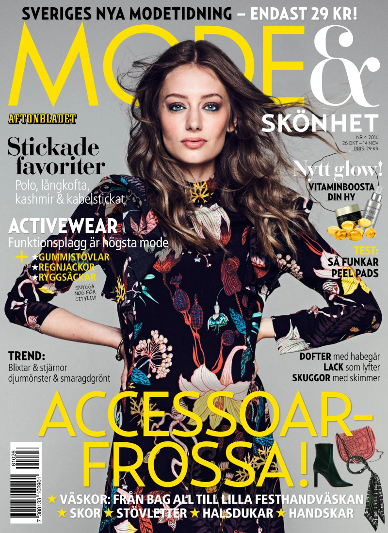  featured on the Mode & Skonhet cover from October 2016