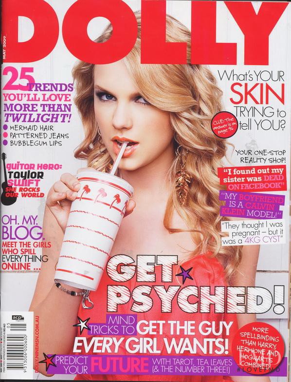 Taylor Swift featured on the Dolly cover from May 2009