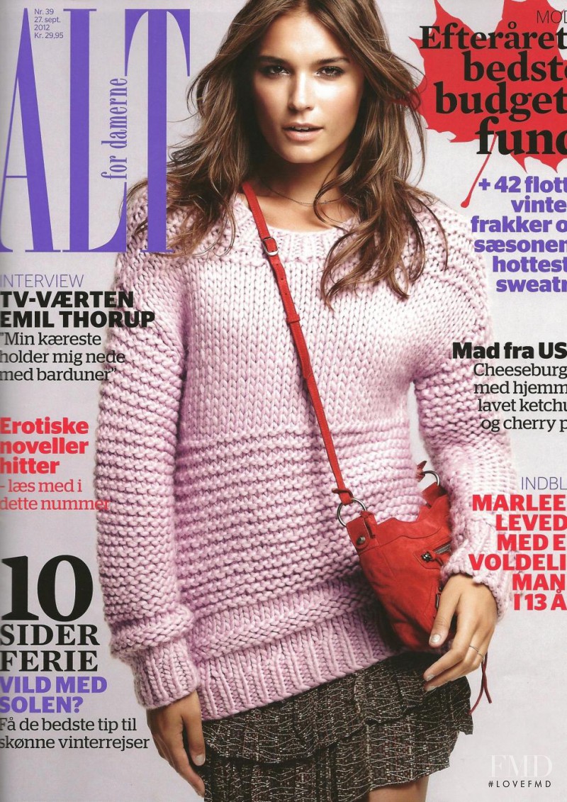 Frida Benno featured on the ALT for damerne cover from September 2012
