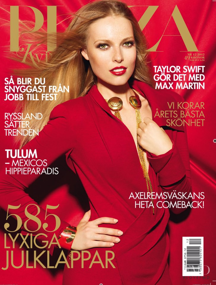 Polina Kouklina featured on the Plaza Kvinna cover from December 2012