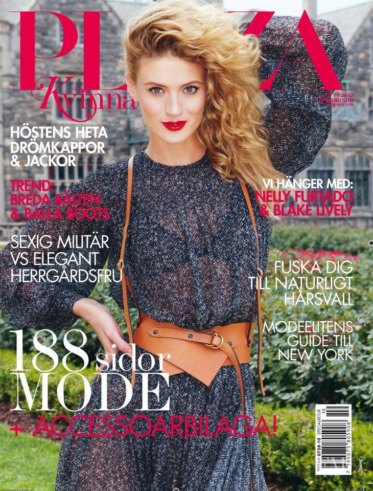 Michelle Buswell featured on the Plaza Kvinna cover from October 2012