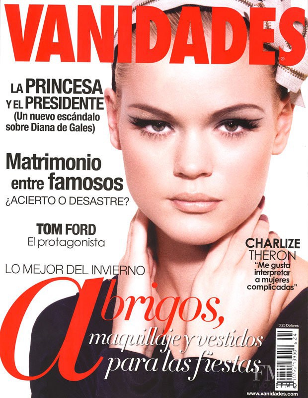 Nina Wedvich featured on the Vanidades Mexico cover from November 2009