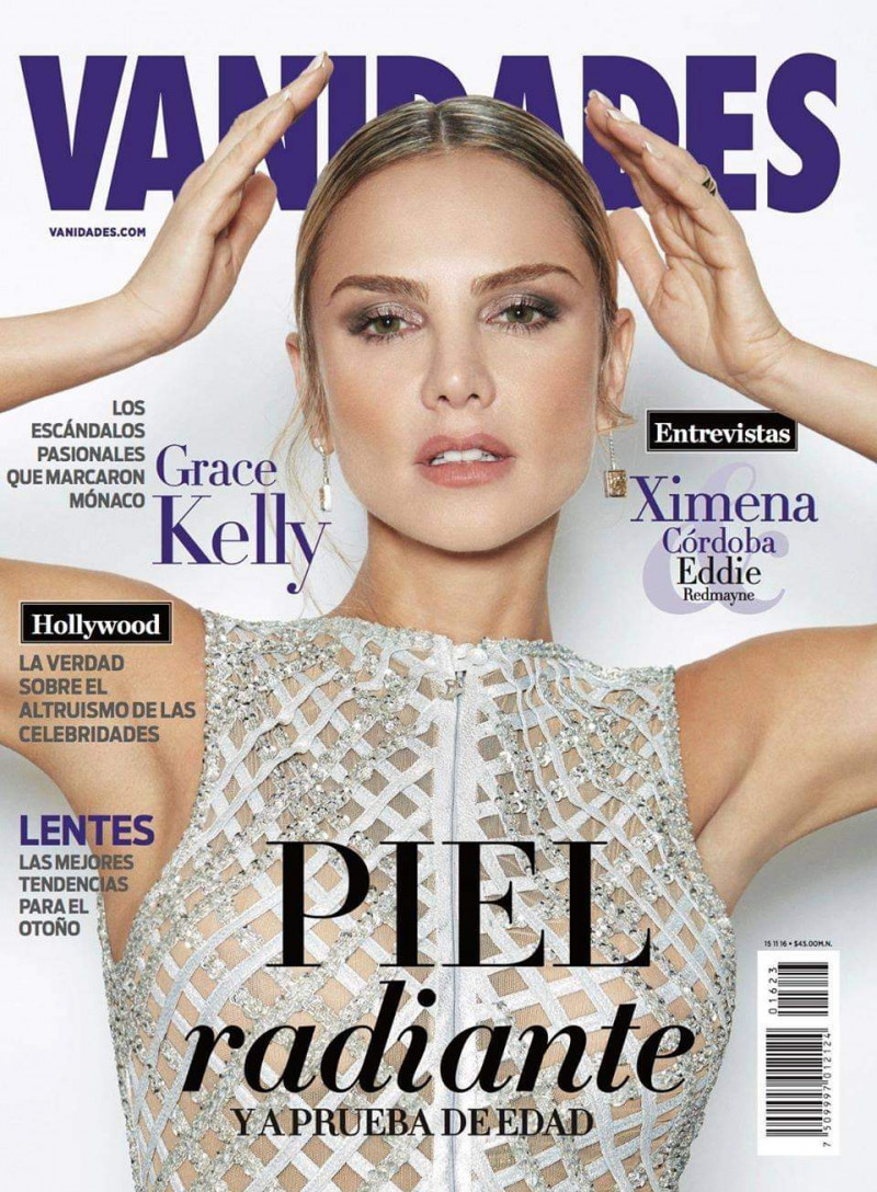 Ximena Cordoba featured on the Vanidades Mexico cover from November 2016